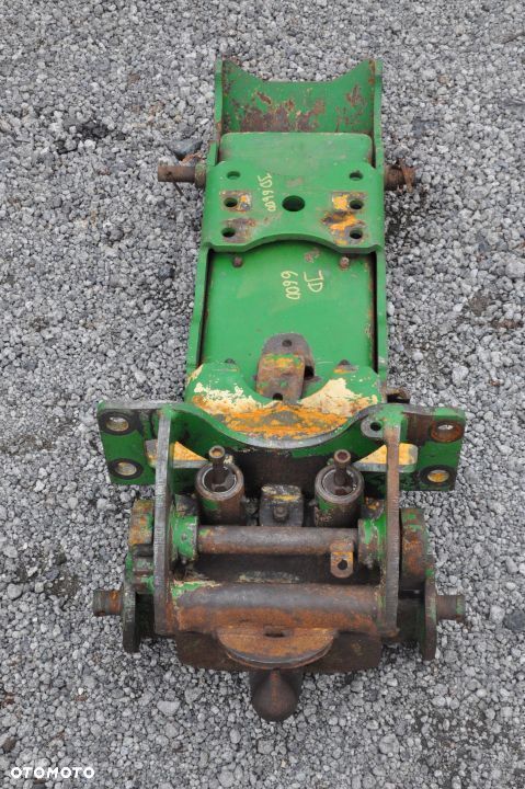ZACZEP DOLNY JOHN DEERE 6600 - 2
