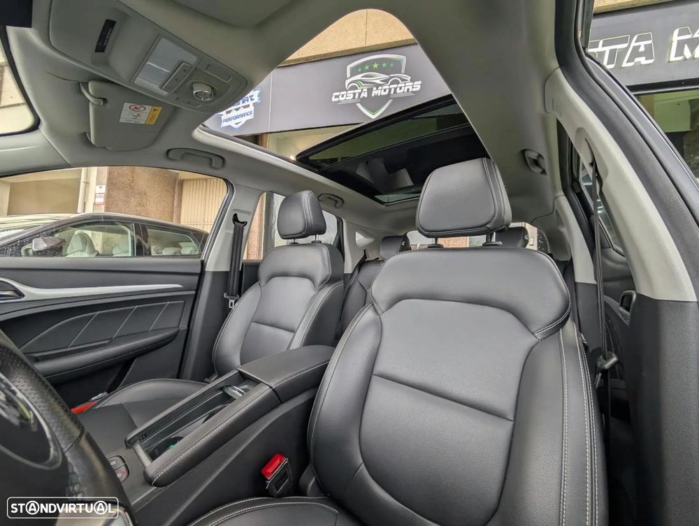 MG ZS EV 44.5 kWh Luxury - 11