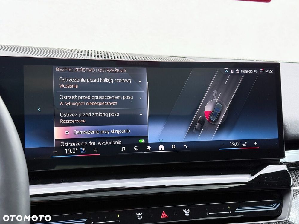 BMW Seria 5 520d mHEV - 39