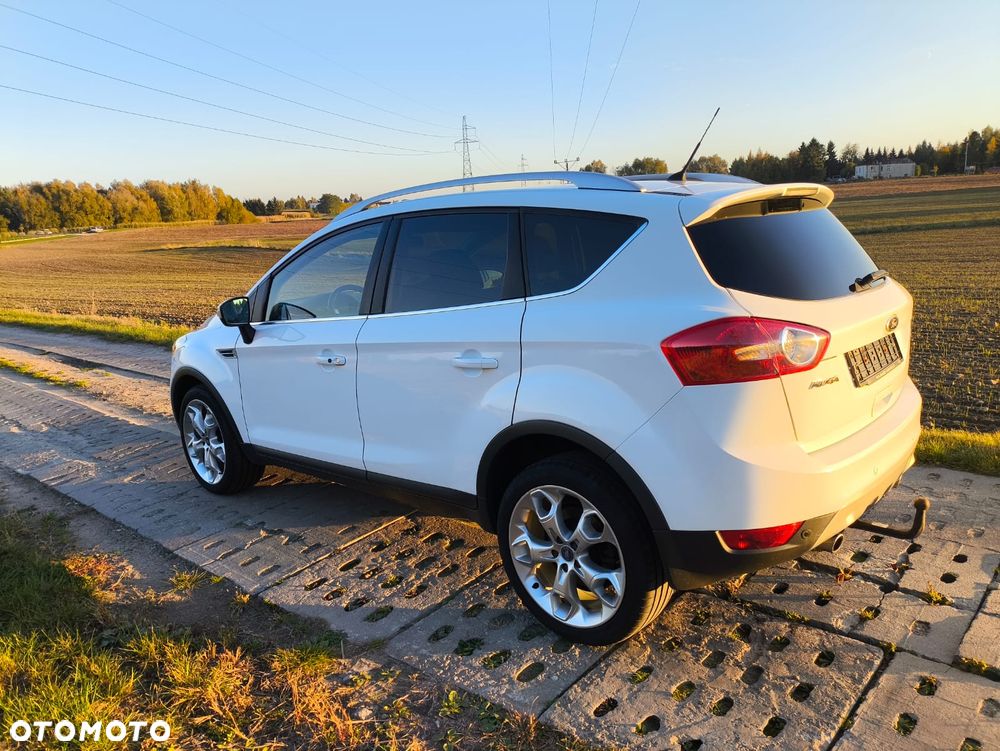 Ford Kuga 2.0 TDCi 4x4 Titanium - 3