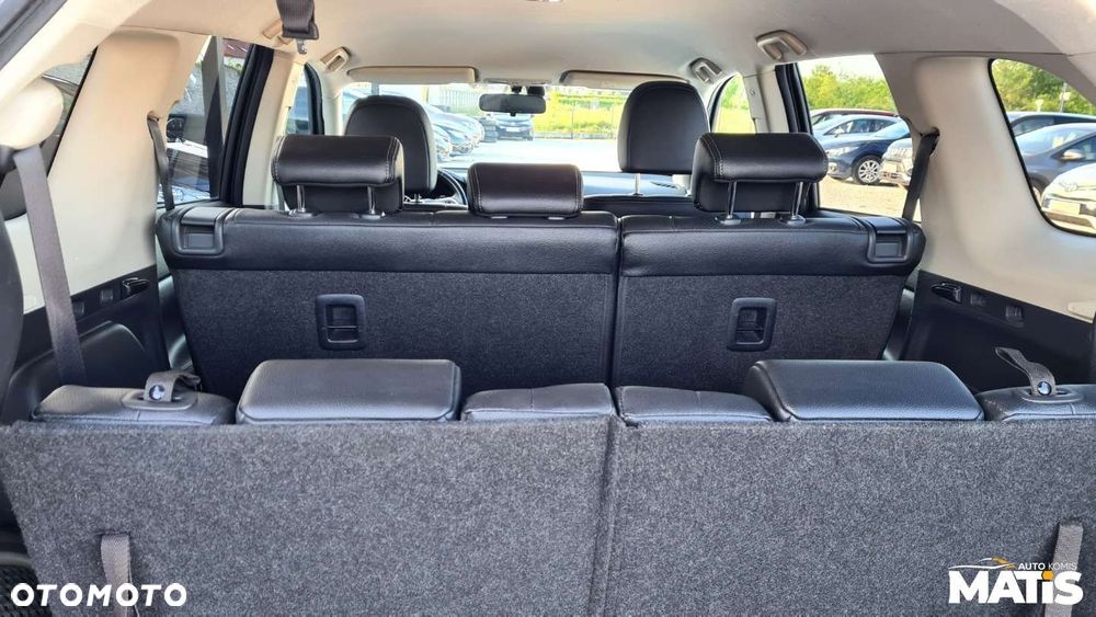 Mitsubishi Outlander - 6