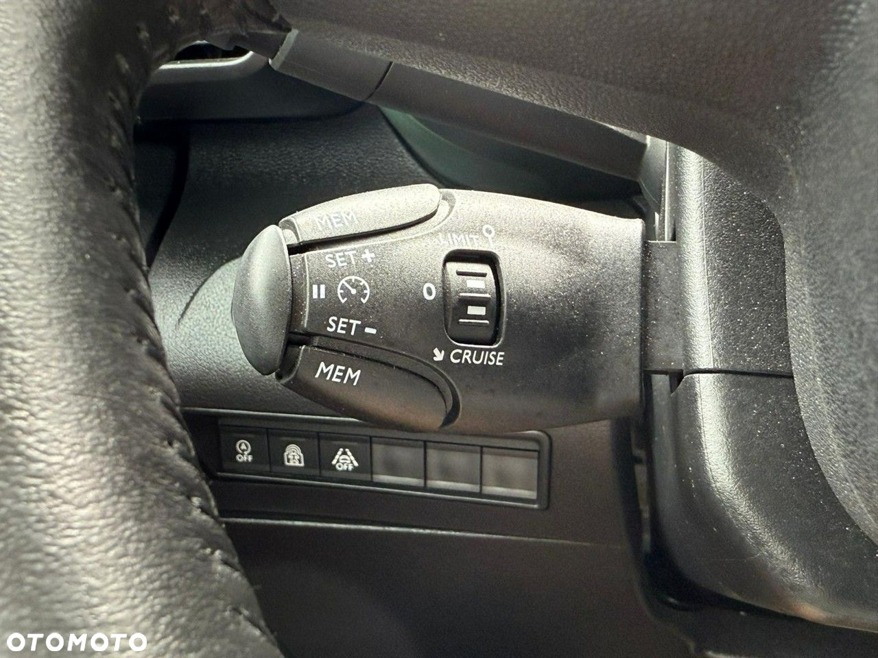 Citroën Berlingo MPV M BlueHDi 130 FEEL - 25