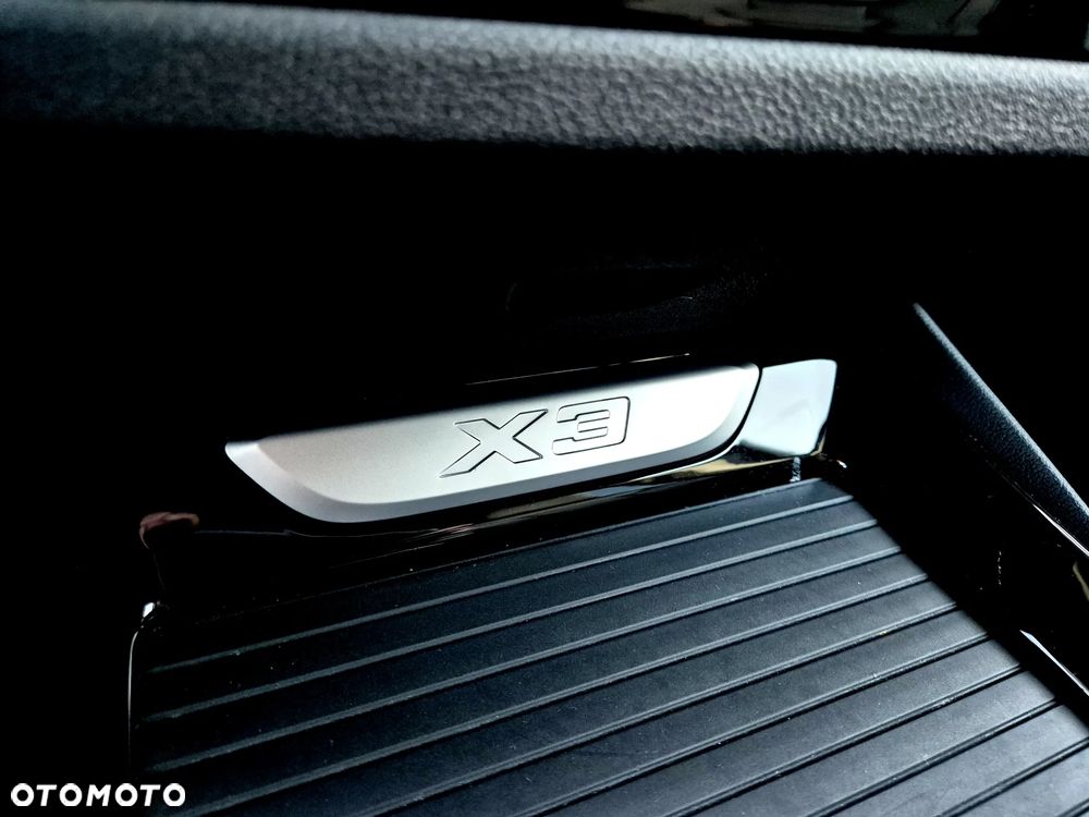 BMW X3 - 25