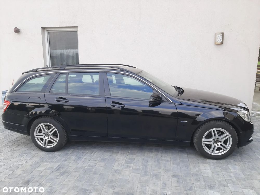 Mercedes-Benz Klasa C 180 CGI BlueEFFICIENCY - 4