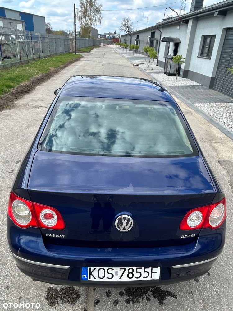 Volkswagen Passat ver-2-0-fsi-individual - 8