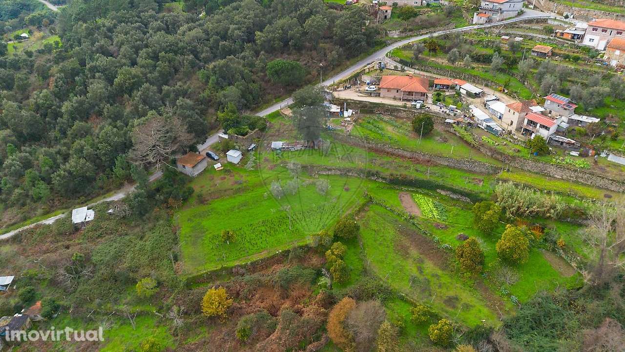 Moradia T2 para venda - Grande imagem: 2/18