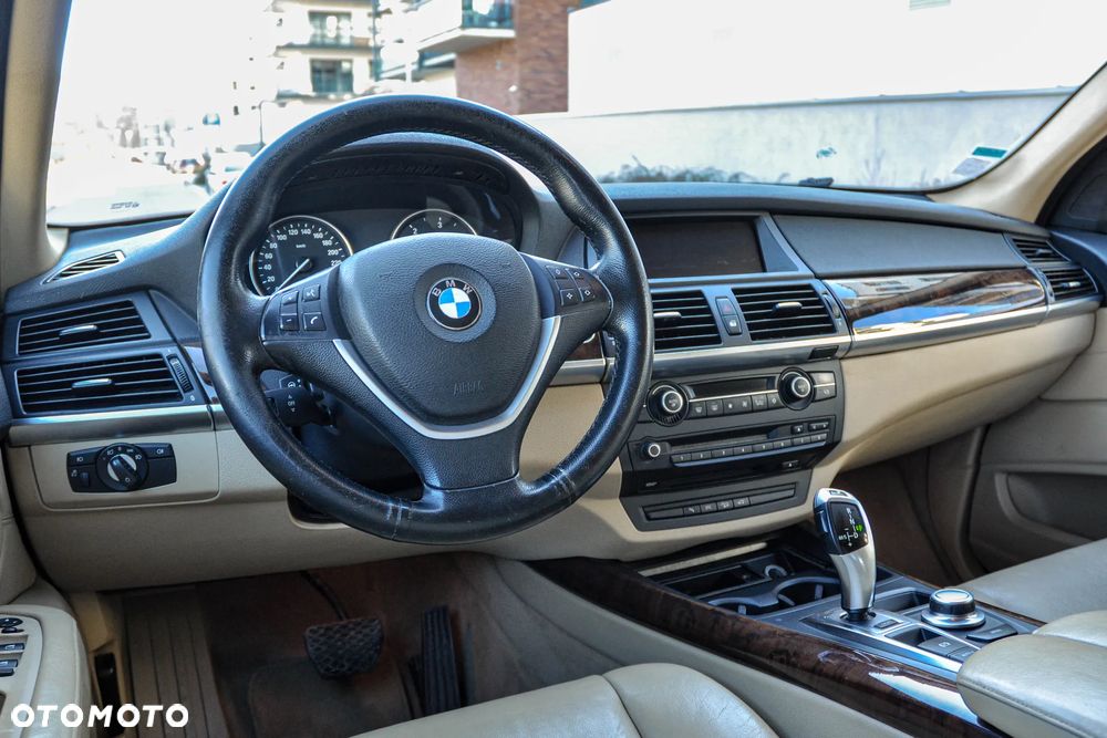 BMW X5 xDrive35d - 9