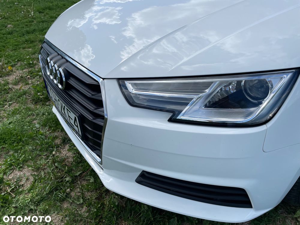 Audi A4 Limousine - 26