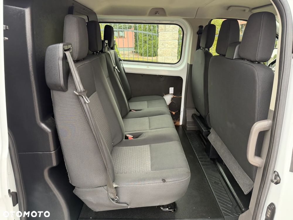 Ford CUSTOM DŁUGI 6 OSÓB - 22