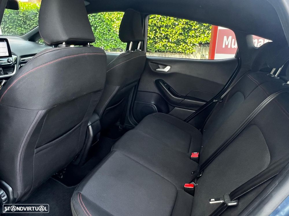 Ford Fiesta - 16