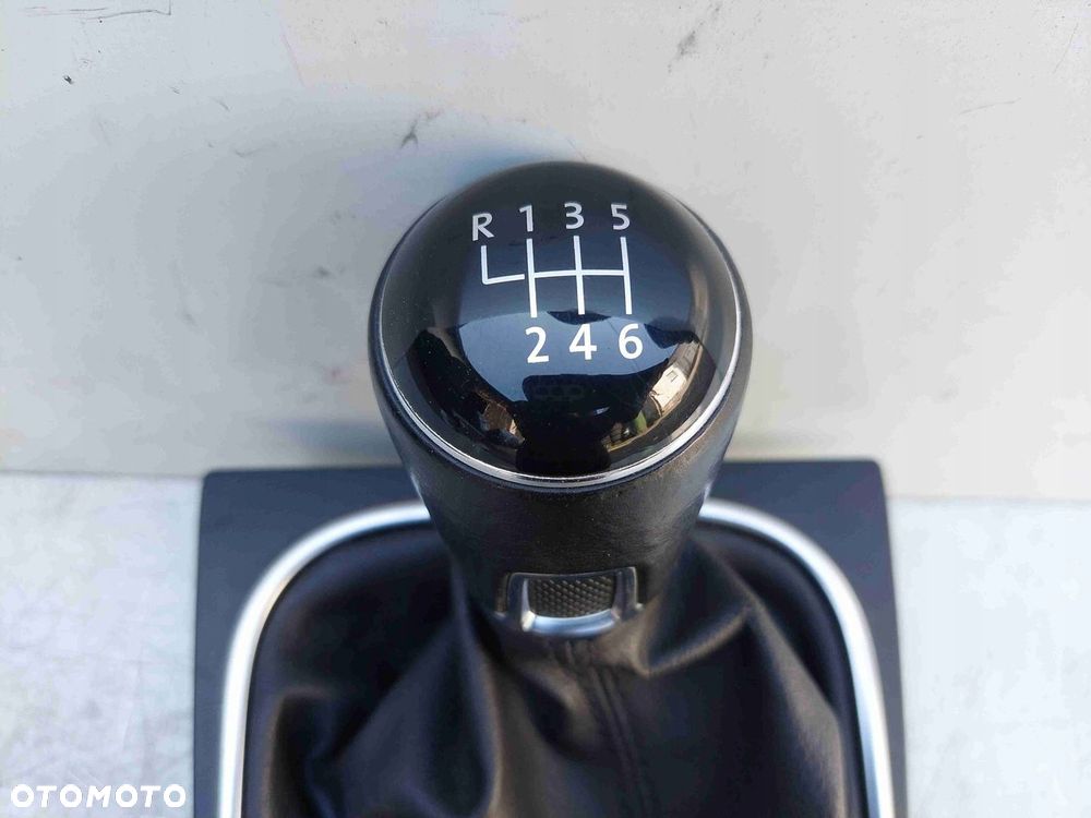 Mieszek Gałka Zmiany Biegów Jetta 5C VI Golf Idealna - 3