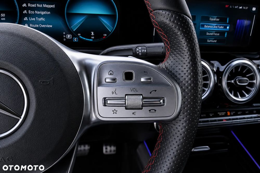 Mercedes-Benz GLA 200 4-Matic AMG Line - 13