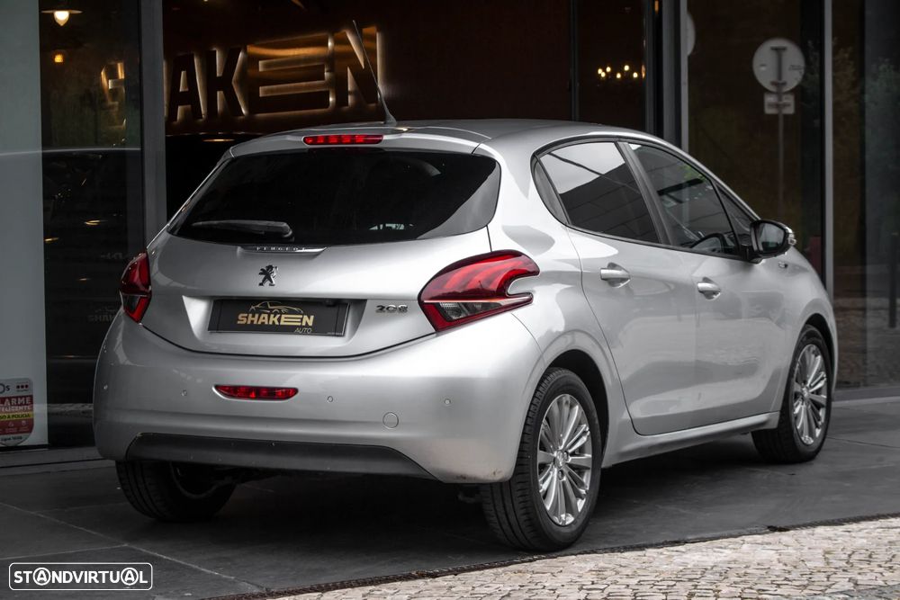 Peugeot 208 1.6 BlueHDi Active - 4