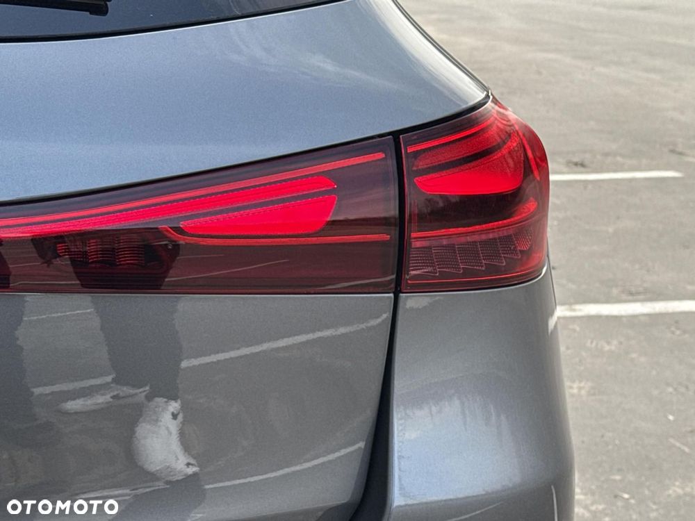 Mercedes-Benz EQA - 25