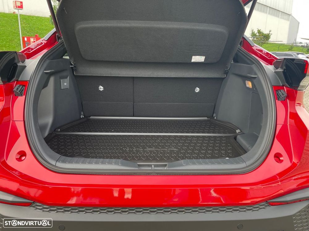 Toyota C-HR 2.0 HDF Plug-in Square Collection — fotografia 10