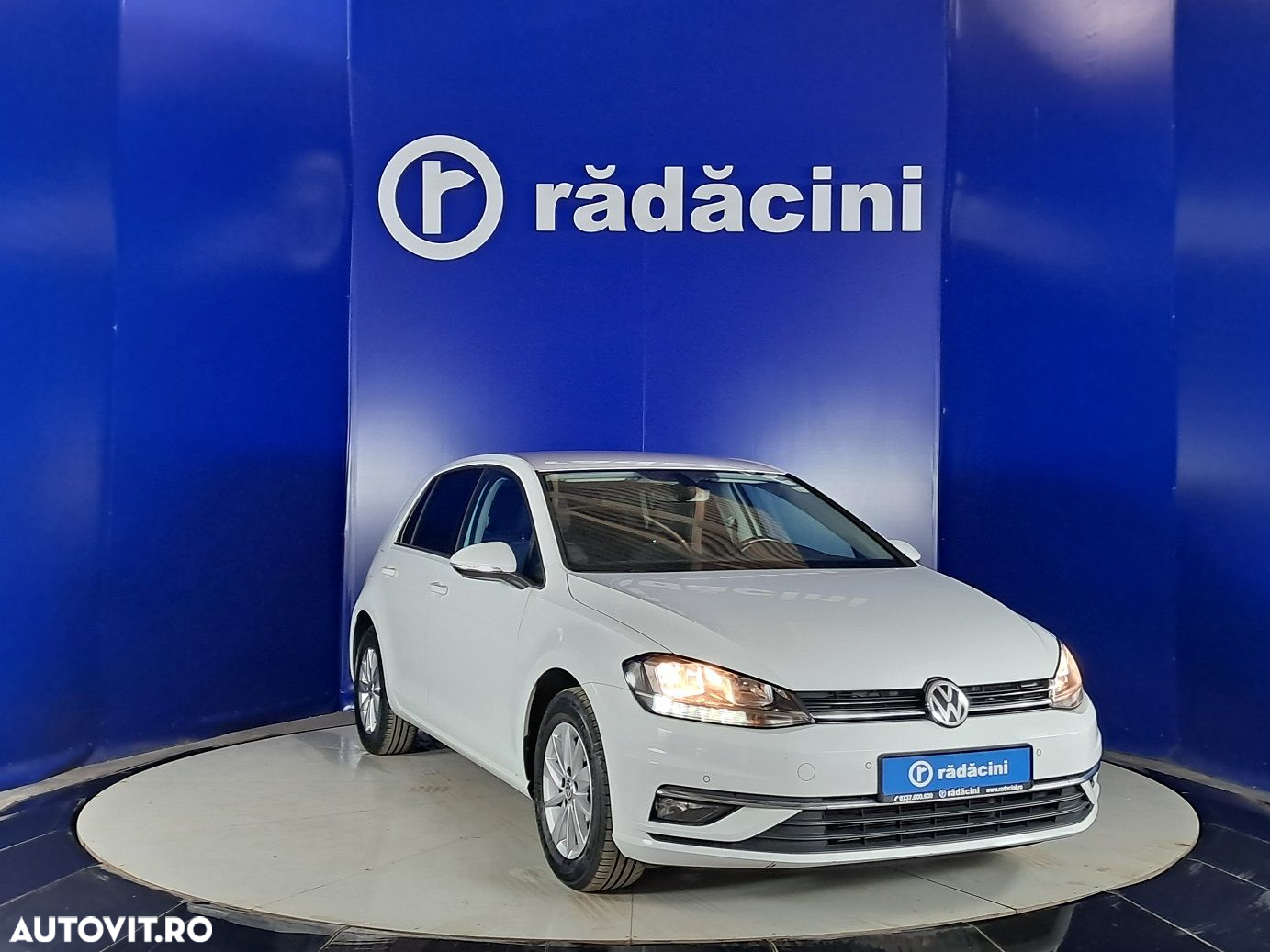 Volkswagen Golf - 5