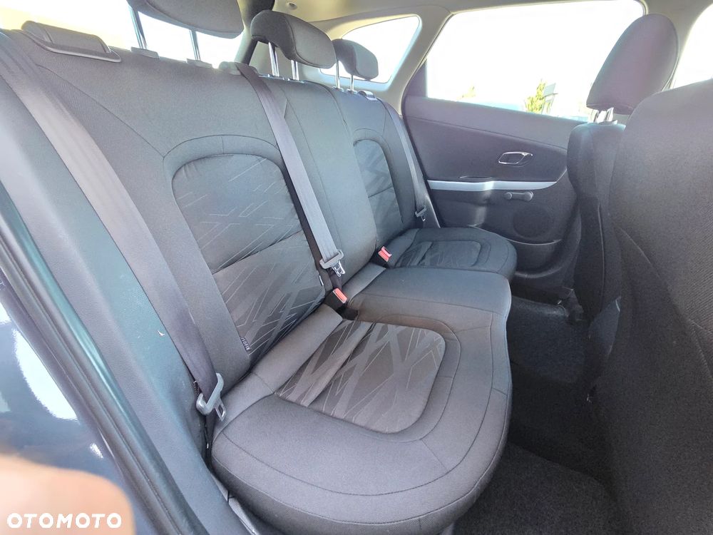 Kia Ceed 1.6 CRDi M - 11