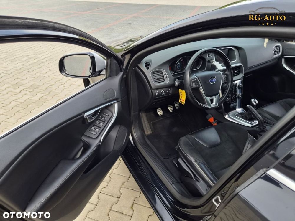 Volvo V40 - 37