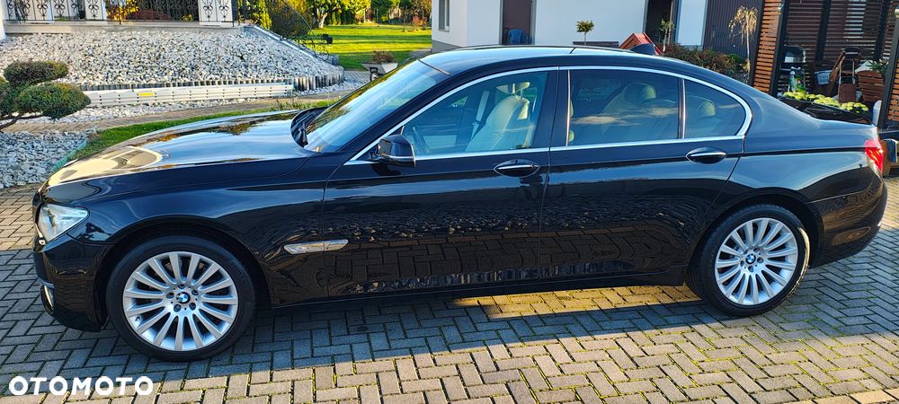 BMW Seria 7 740d Edition Exclusive - 6
