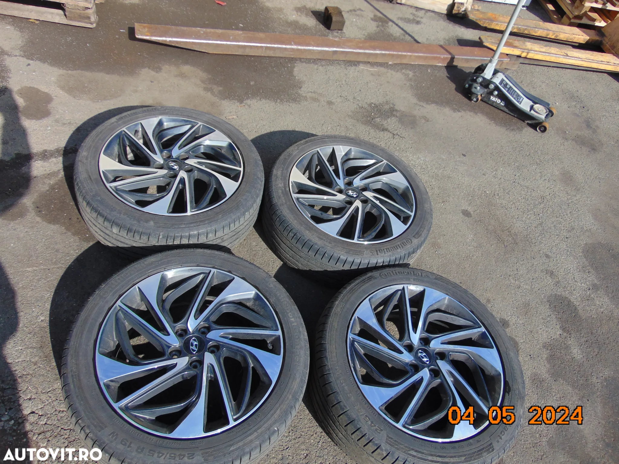 Jante hyundai Tucson r19 jante aliaj cu anvelope vara Santa fe Kia sportage Sorento mazda nissan honda 245/45/r19  continental - 2