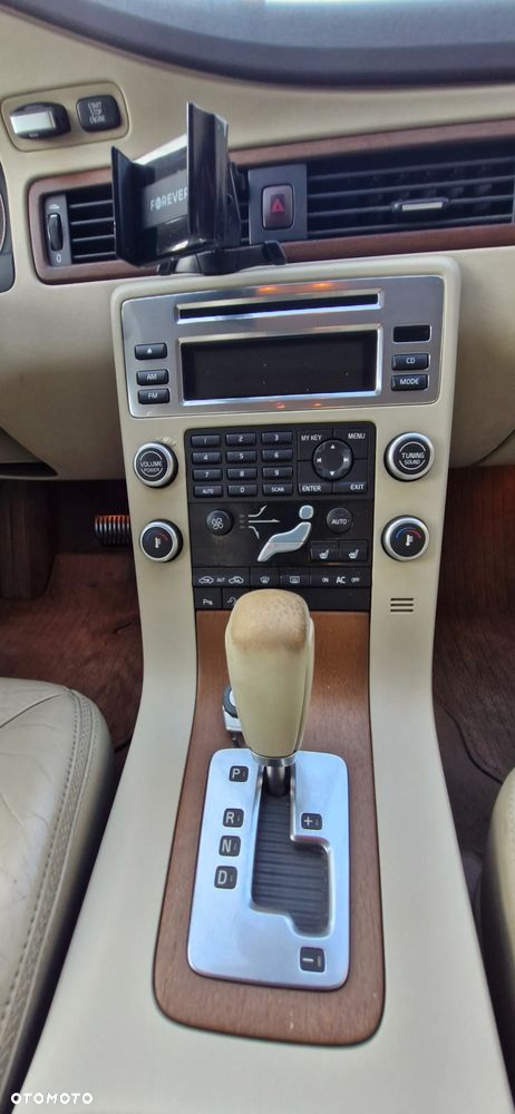 Volvo XC 70 - 18