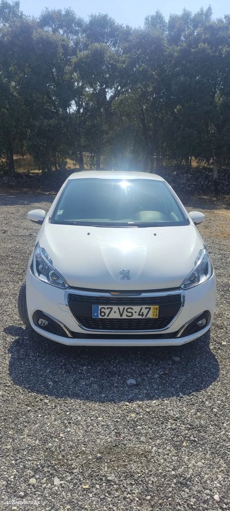Peugeot 208 1.5 BlueHDi Signature - 5