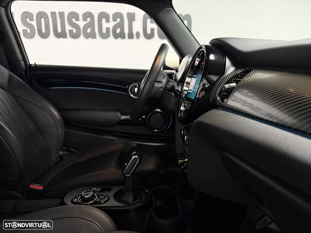 MINI 3 Portas Cooper SE Resolute Edition - 13