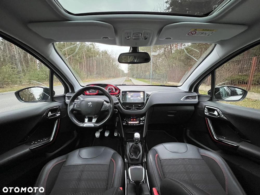 Peugeot 2008 BlueHDi FAP 120 STOP & START GT-Line Edition - 17