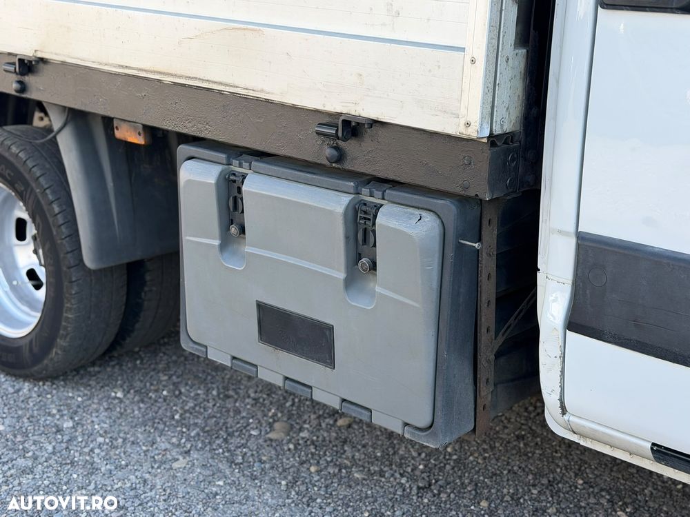 Iveco DAILY 35C17 7 locuri - 6