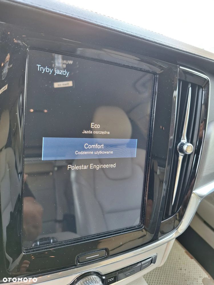 Volvo V90 - 33