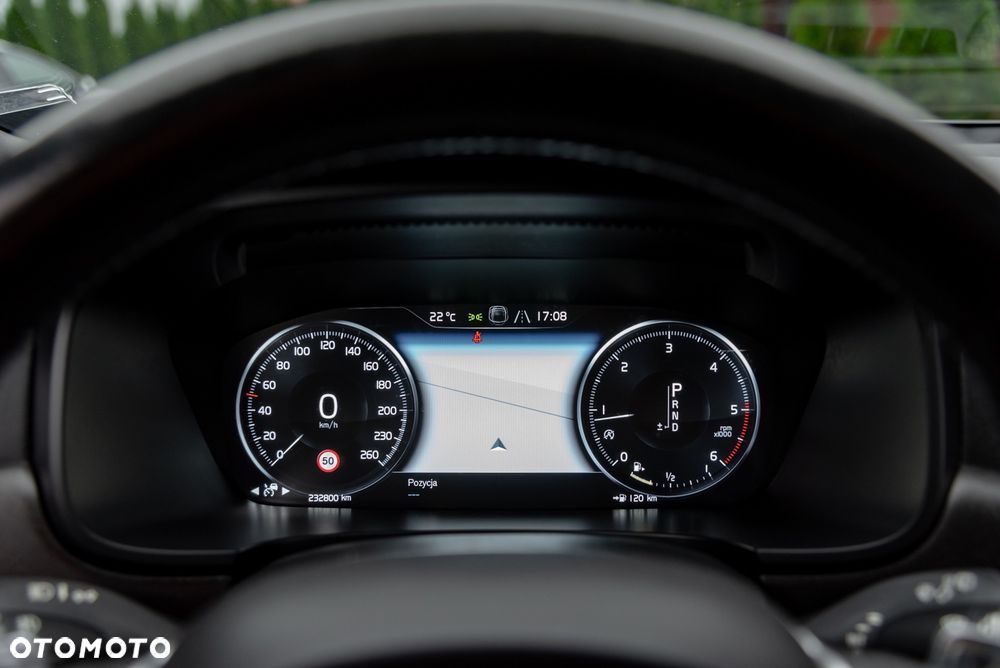 Volvo V90 Cross Country D5 AWD Geartronic Pro - 33