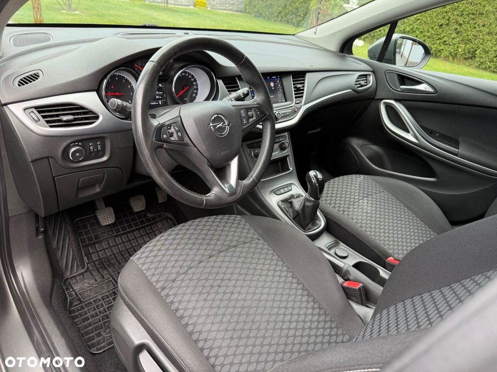 Opel Astra 1.2 T Edition S&S - 12
