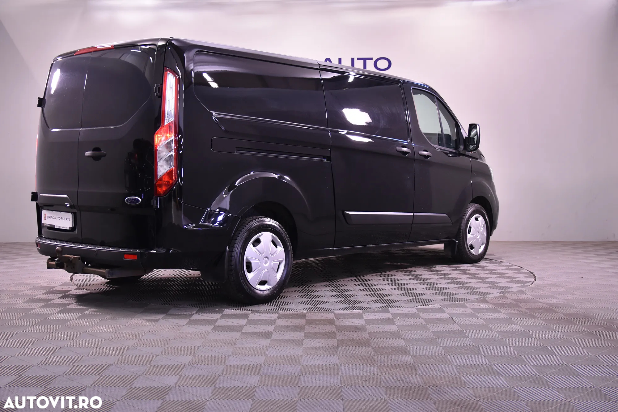 Ford Transit Custom - 5