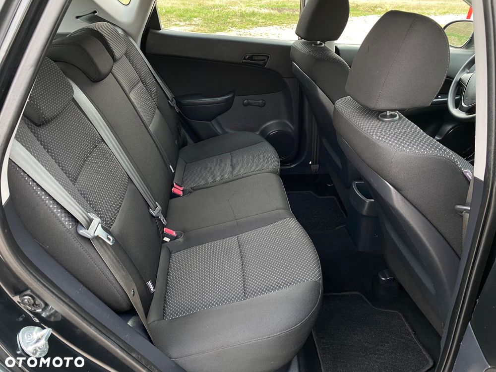 Hyundai i30 1.4 Edition Plus - 24