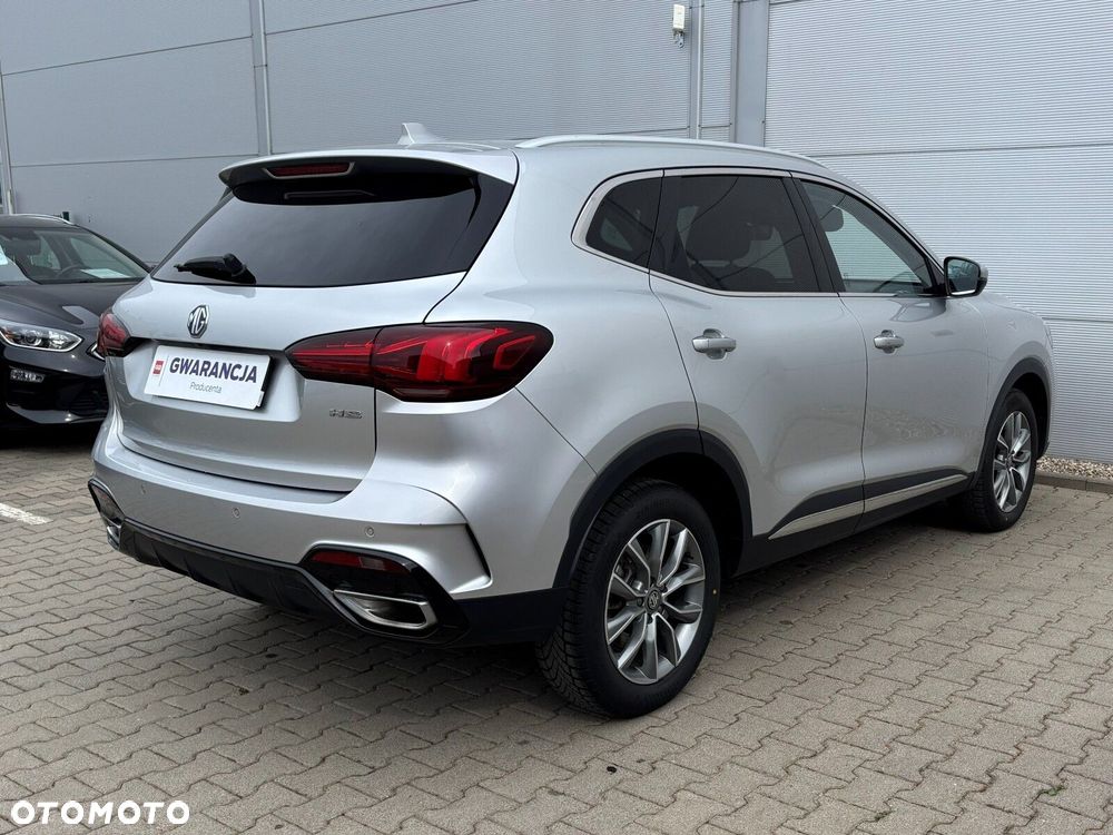 MG HS 1.5 T-GDI Excite DCT - 9