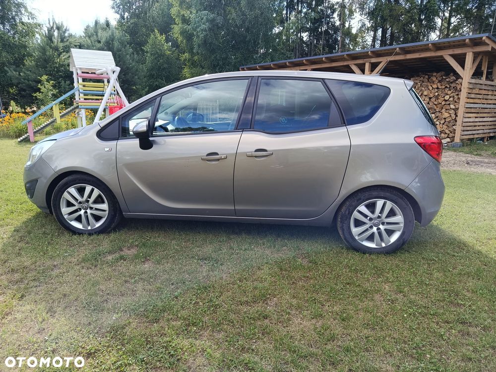 Opel Meriva - 2