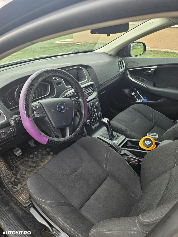 Volvo V40 D2 Basic - 6