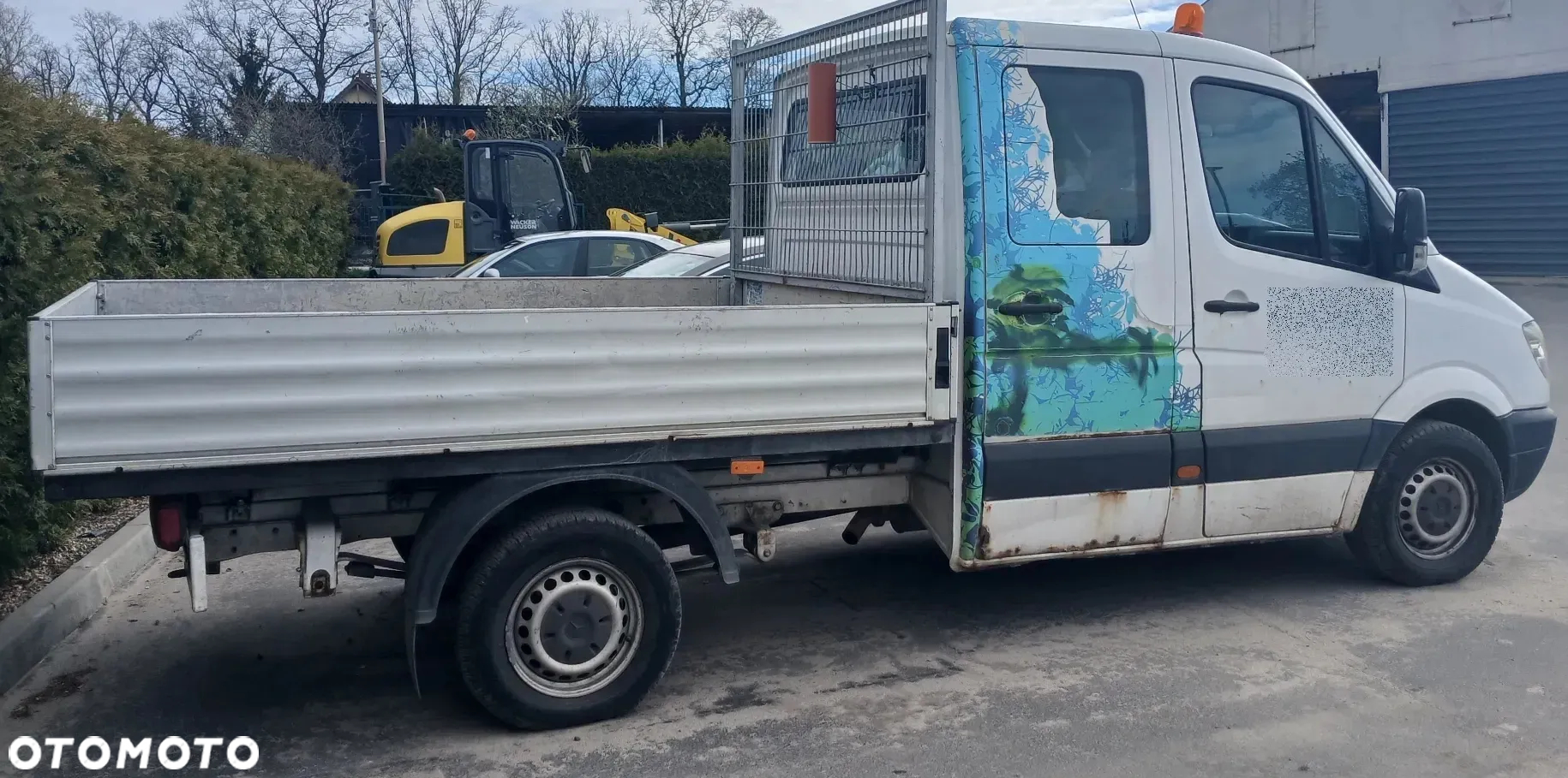Mercedes-Benz Sprinter - 4
