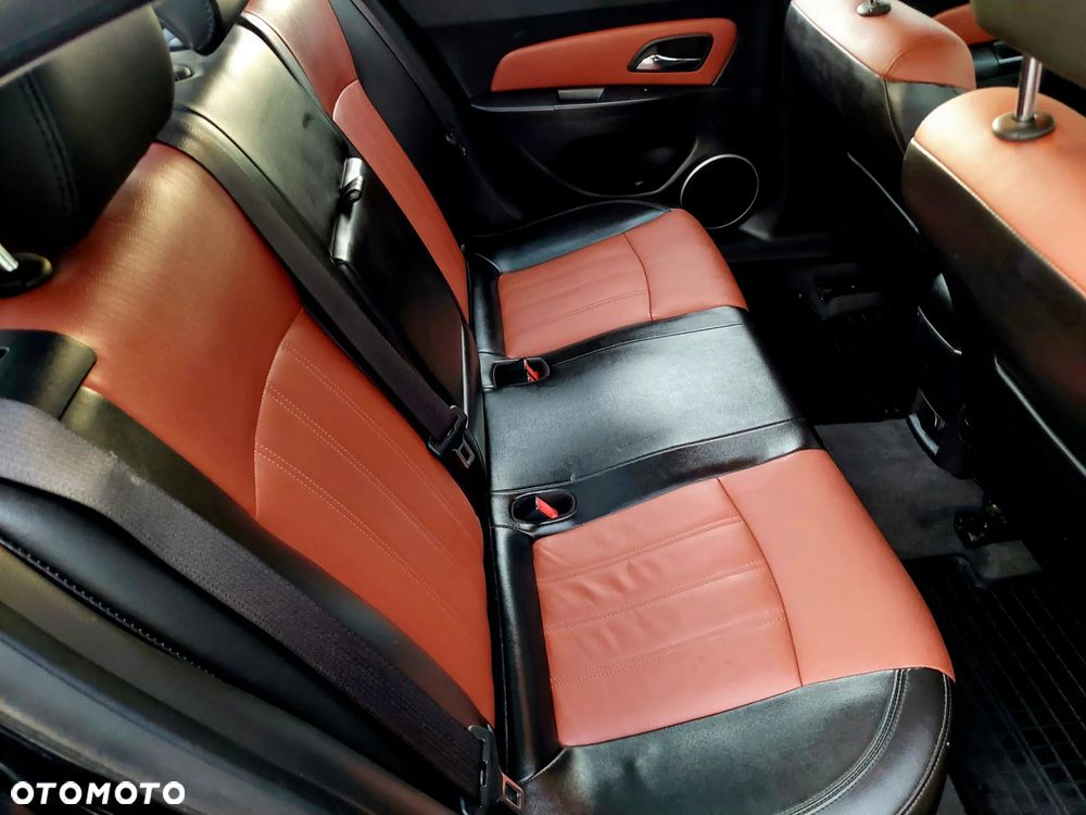 Chevrolet Cruze 1.8 LTZ - 8