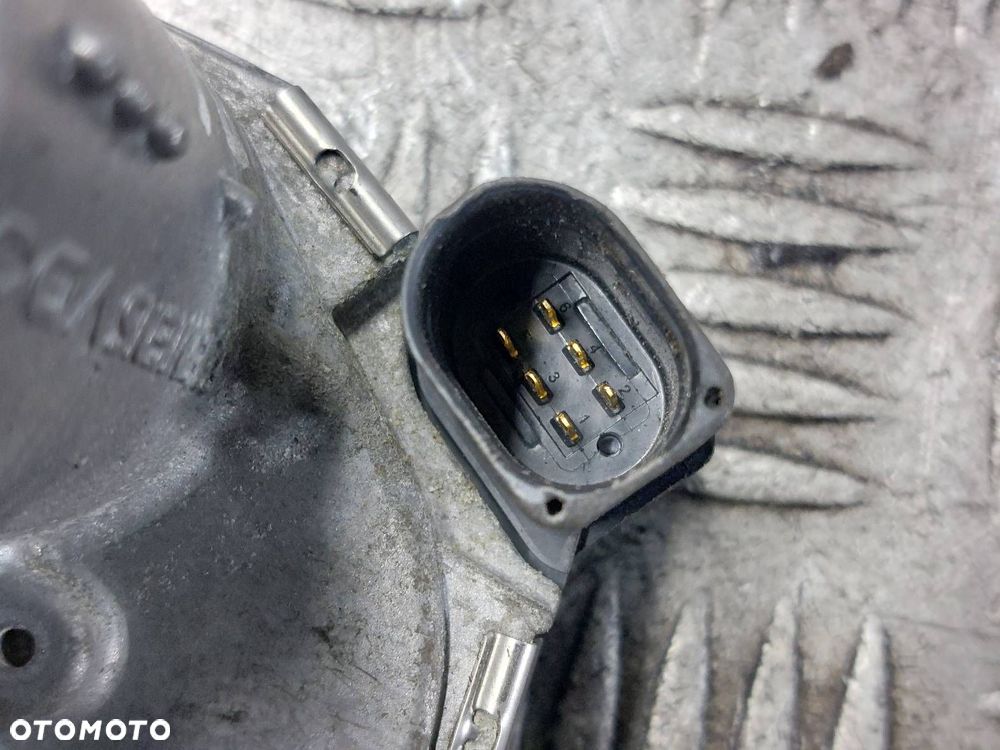 PRZEPUSTNICA VOLKSWAGEN PASSAT B6 2.0 FSI 06F133062B ID: 237348 - 4