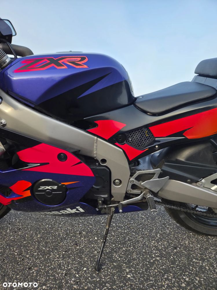 Kawasaki ZXR - 16