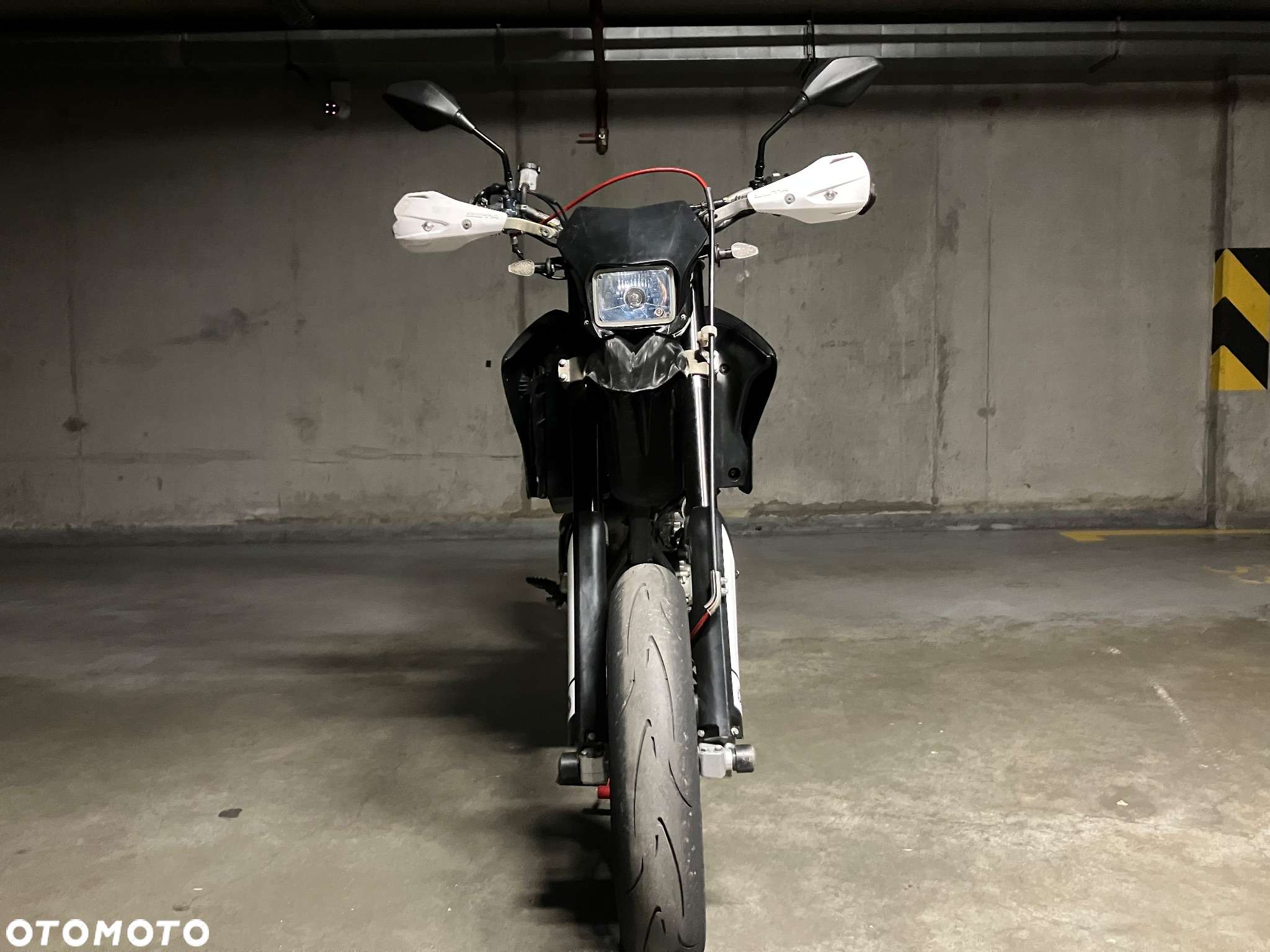 Yamaha WR - 9