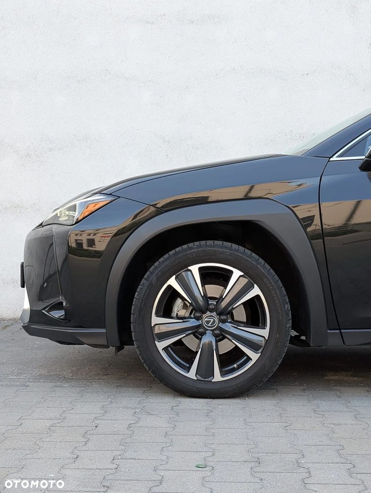 Lexus UX 250h GPF Business 2WD - 35