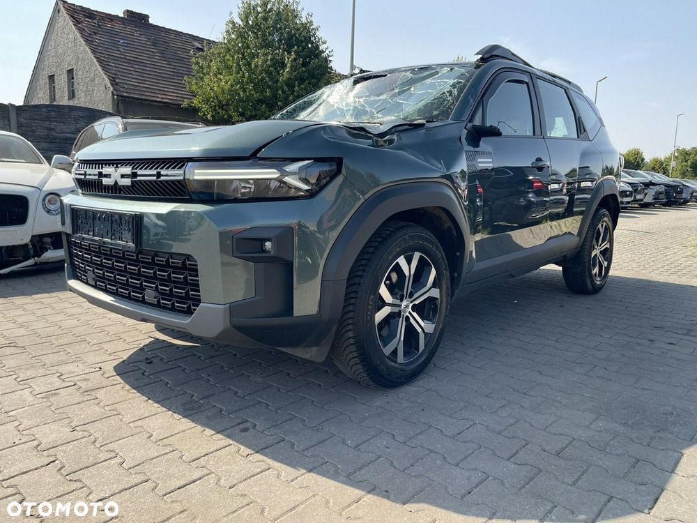 Dacia Bigster TCe 140 Essential - 4