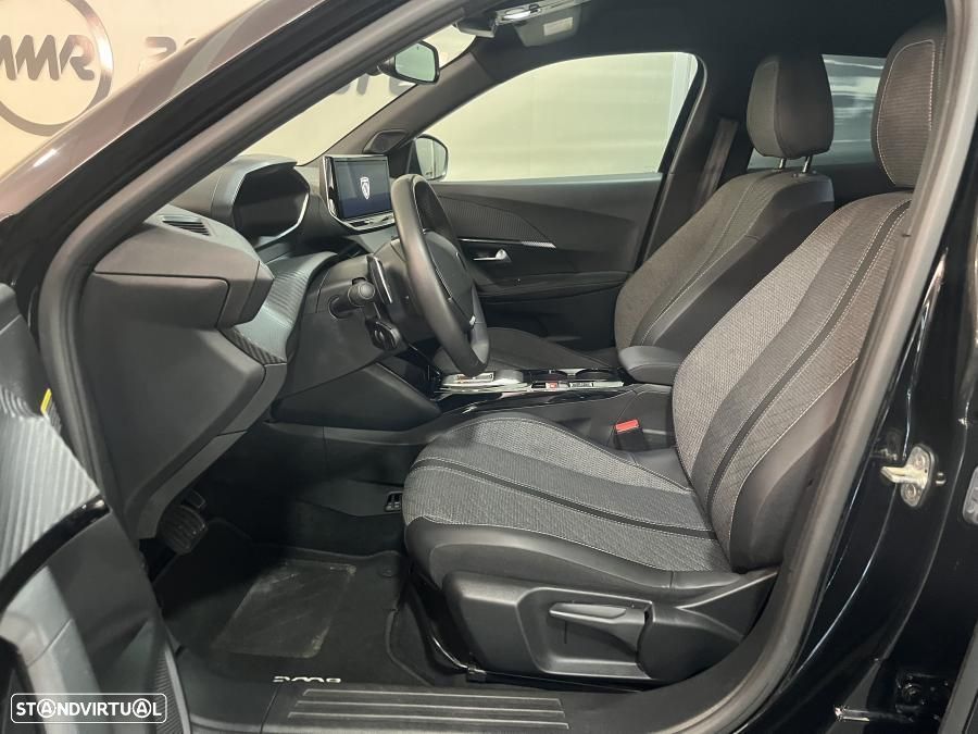 Peugeot 2008 1.2 Hybrid Allure e-DCS6 - 11