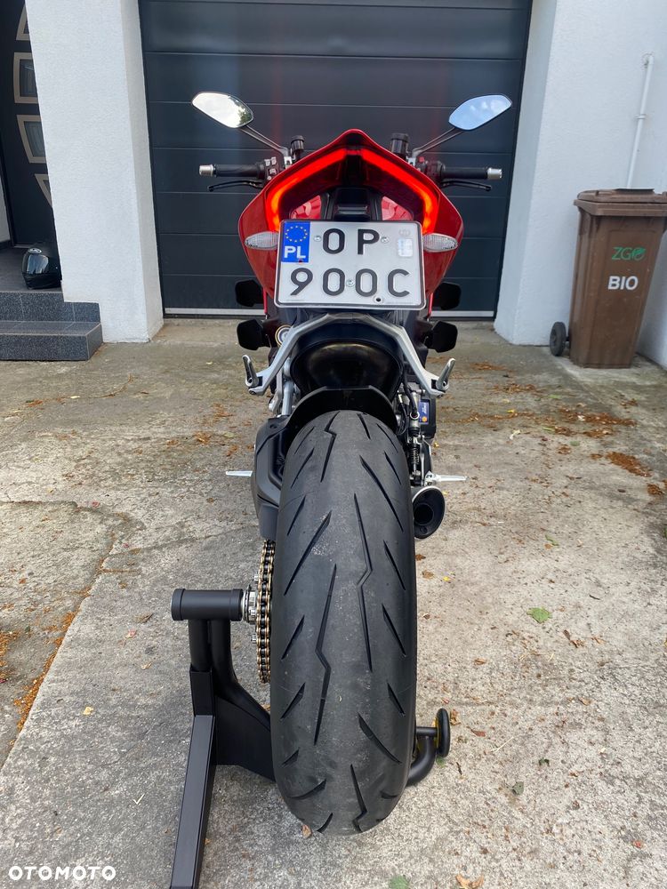 Ducati Streetfighter V2 - 13