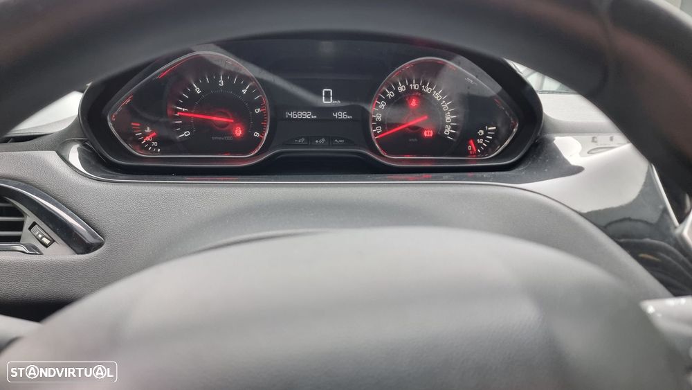 Peugeot 208 1.6 e-HDi Active - 19