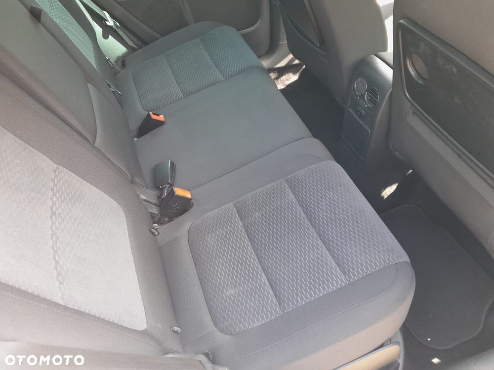 Volkswagen Golf Plus 2.0 TDI Comfortline - 20