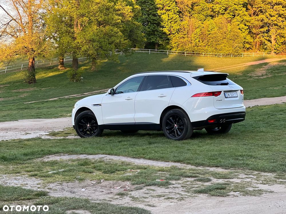 Jaguar F-Pace 2.0 i4D AWD Prestige - 29
