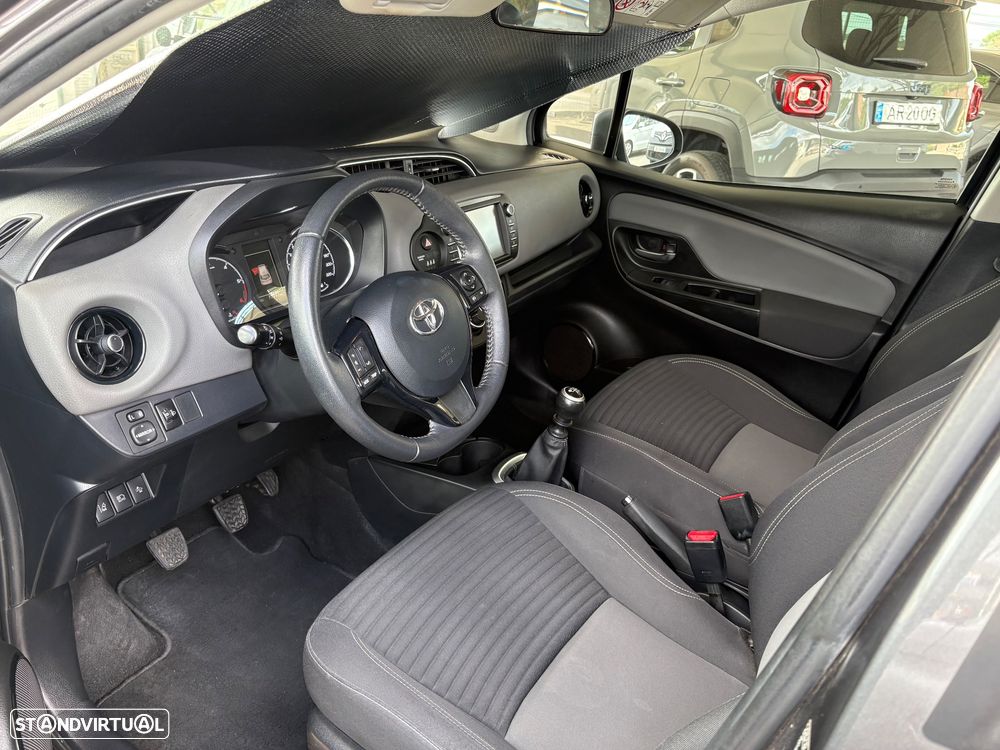 Toyota Yaris 1.4 D-4D Exclusive+P.Techno - 5